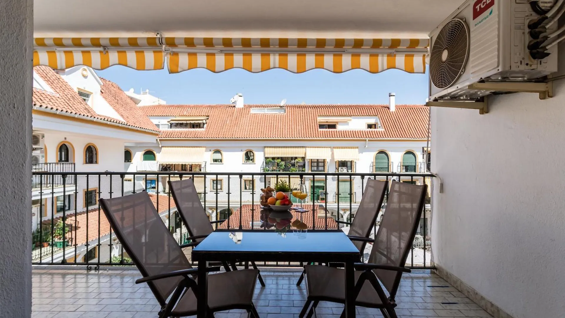 Sur Suites Los Patios Fuengirola Spanyolország