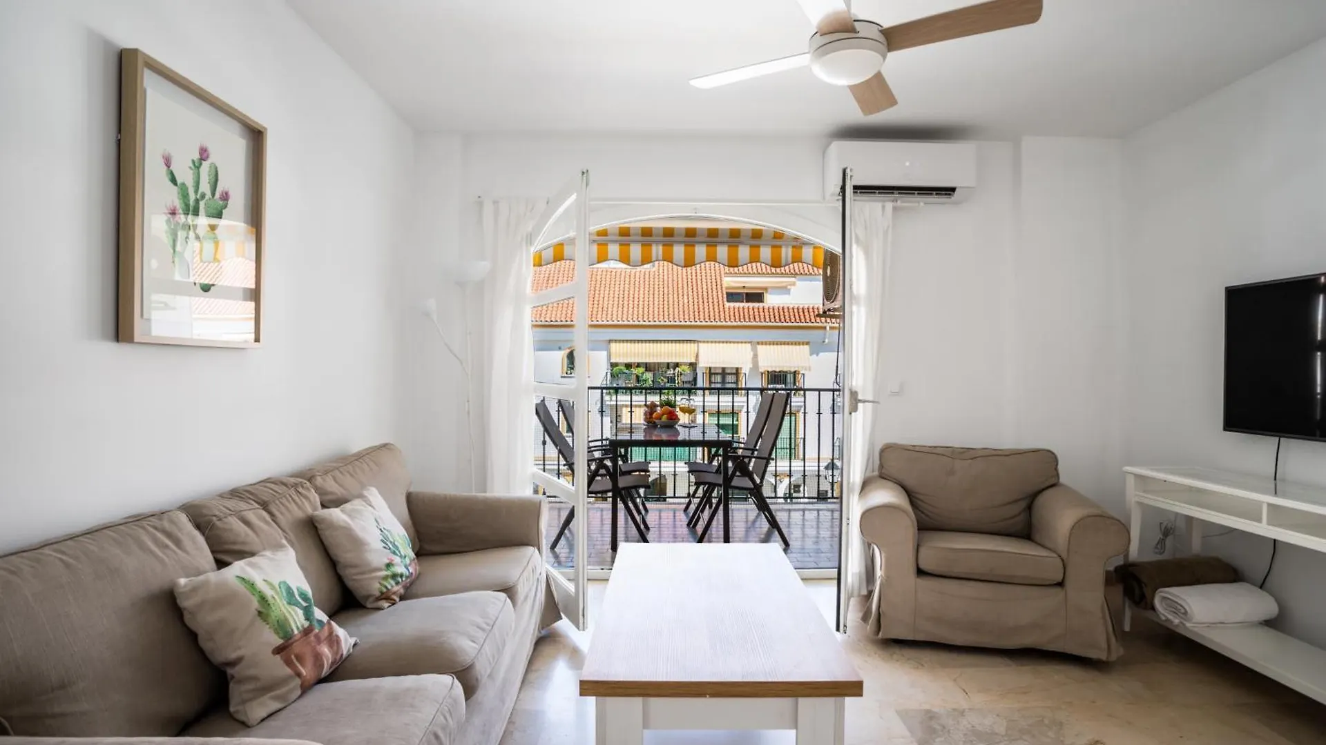 Apartman Sur Suites Los Patios Fuengirola Spanyolország