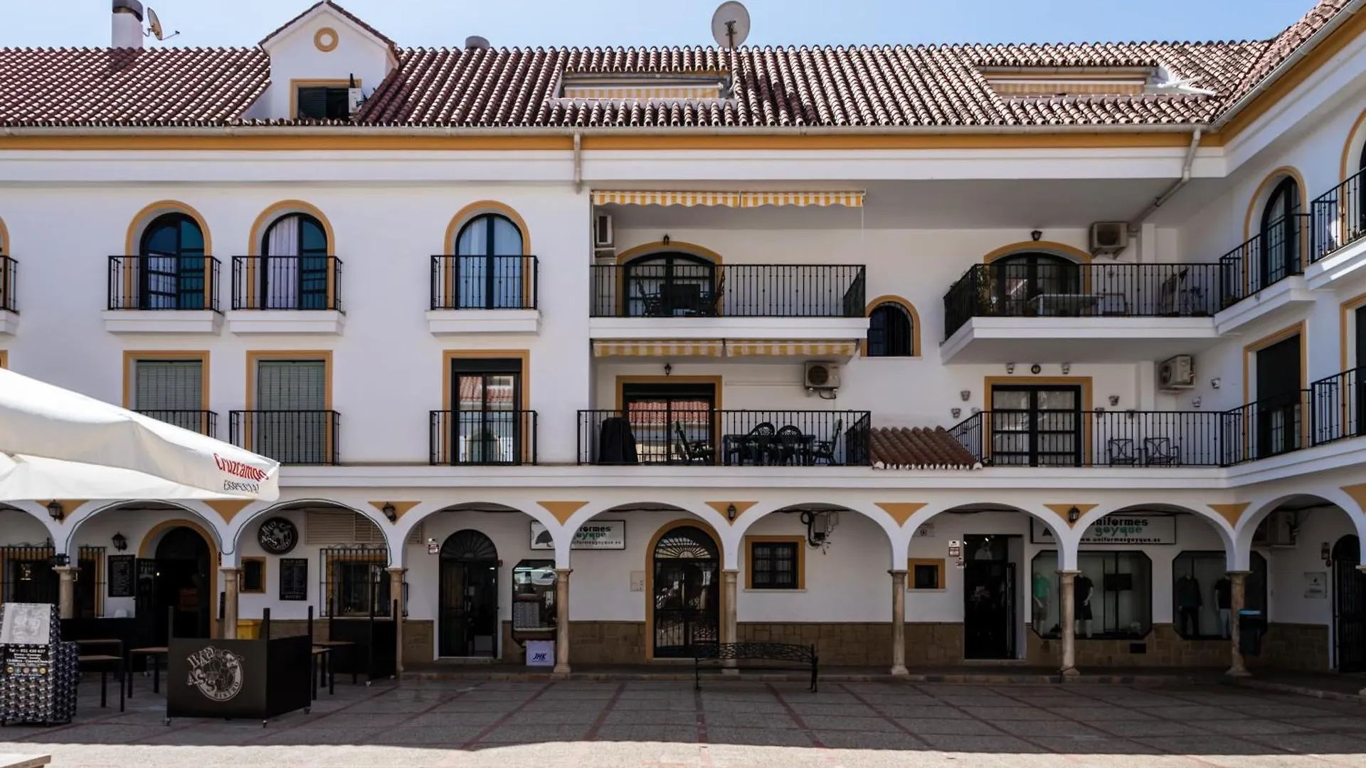 Sur Suites Los Patios Fuengirola Apartman